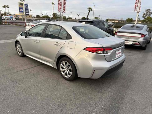Used 2025 Toyota Corolla LE FWD image 19