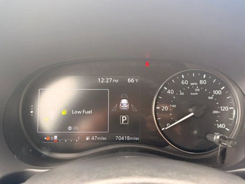 Used 2024 Nissan Kicks SR FWD image 21