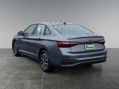 Used 2025 Volkswagen Jetta S FWD image 5
