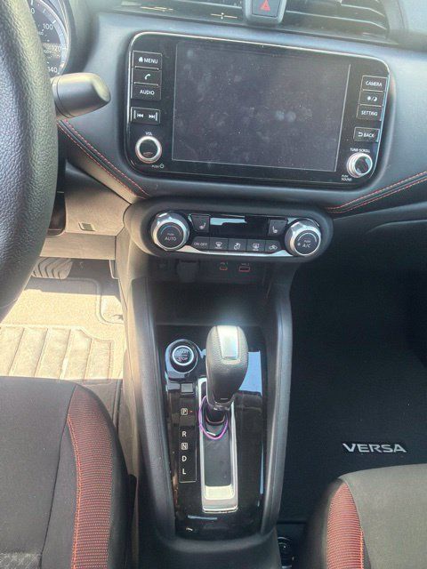 Used 2025 Nissan Versa SR w/ Trunk Package FWD image 9