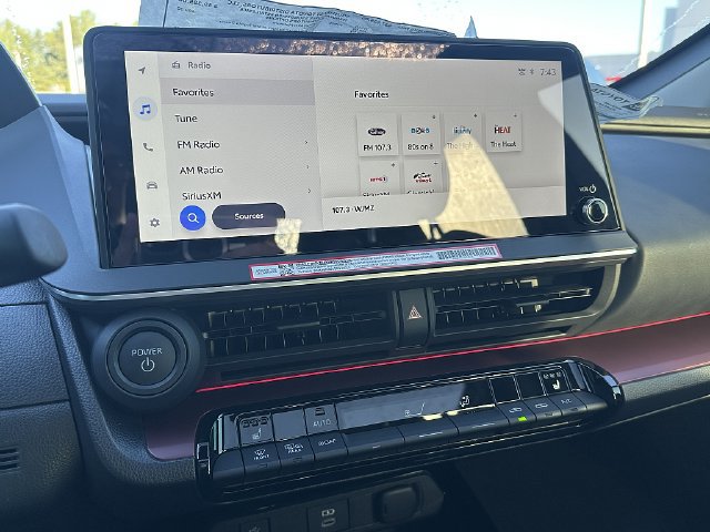 New 2026 Toyota Prius Plug-In Hybrid FWD image 28