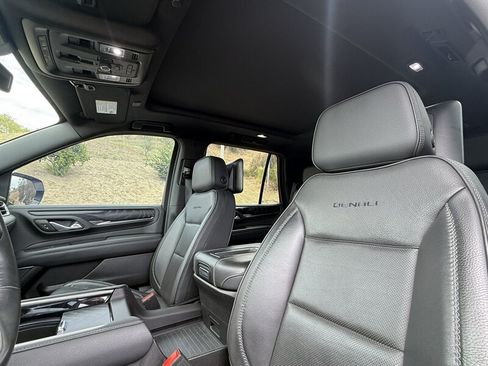 Used 2023 GMC Yukon Denali AWD/4WD image 19