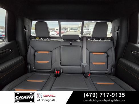 Used 2025 GMC Sierra 1500 AT4 w/ AT4 Premium Package AWD/4WD image 28