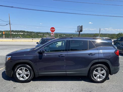 Used 2018 GMC Terrain SLE w/ Driver Convenience Package FWD image 8
