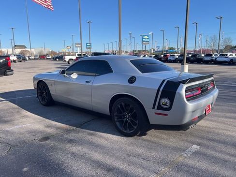 Used 2022 Dodge Challenger R/T Scat Pack w/ Driver Convenience Group image 7