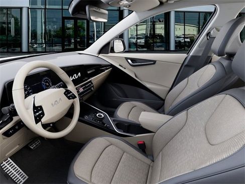 New 2025 Kia Niro Wave w/ Wave Preserve Package image 17
