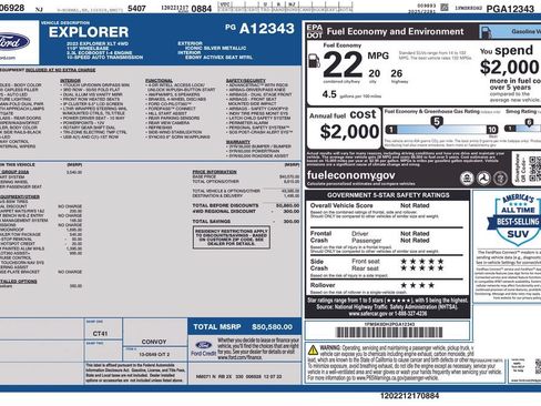 Used 2023 Ford Explorer XLT w/ Equipment Group 202A AWD/4WD image 30