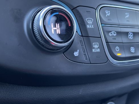 Used 2019 Chevrolet Traverse LT w/ LPO, Floor Liner Package image 33