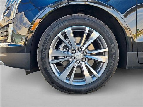 Certified 2025 Cadillac XT5 Premium Luxury w/ Technology Package AWD/4WD image 26