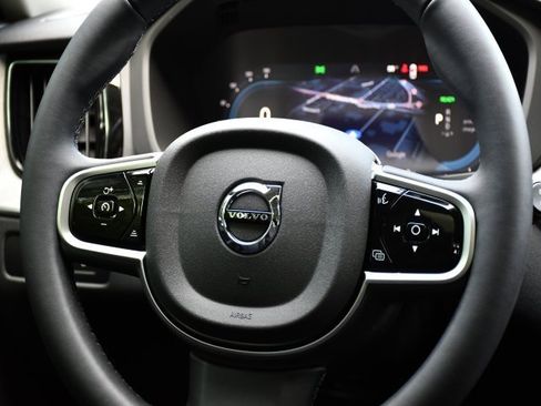 New 2025 Volvo XC60 T8 Plus w/ Protection Package Premier image 20