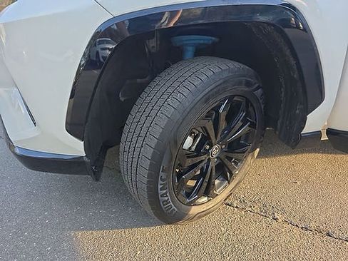 Used 2022 Toyota RAV4 XSE image 67