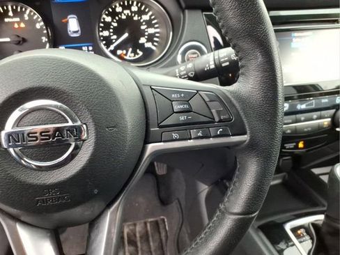 Used 2019 Nissan Rogue SV AWD/4WD image 20