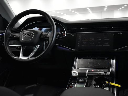 Used 2023 Audi Q8 Premium Plus w/ Premium Plus Package image 19