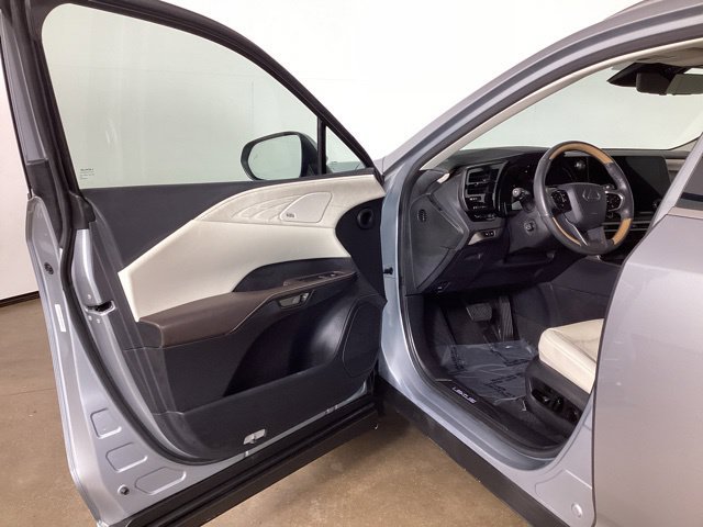 Used 2024 Lexus RX 350 AWD w/ Convenience Package image 9