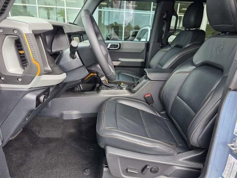 Used 2023 Ford Bronco Badlands AWD/4WD image 11