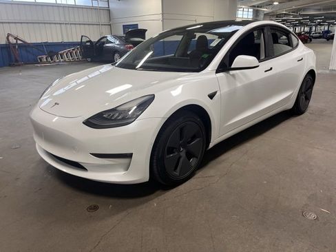 Used 2022 Tesla Model 3 Long Range image 7