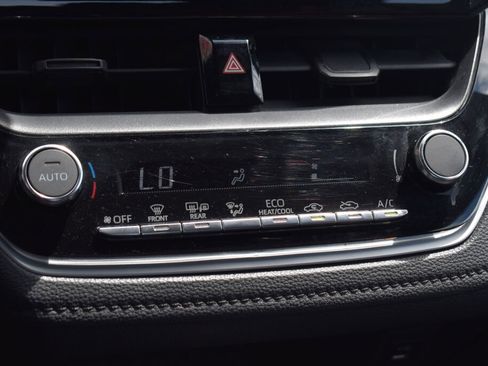 Certified 2023 Toyota Corolla SE FWD image 12