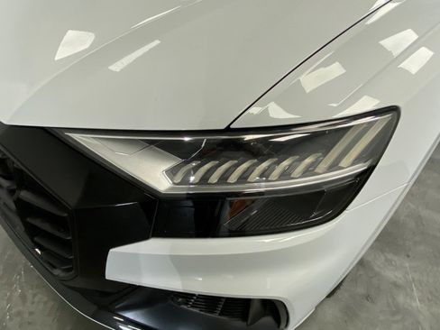 Used 2019 Audi Q8 Prestige AWD/4WD image 11