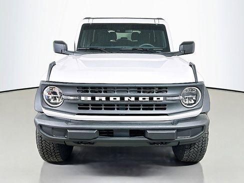 Used 2025 Ford Bronco 2-Door w/ Sasquatch Package image 2