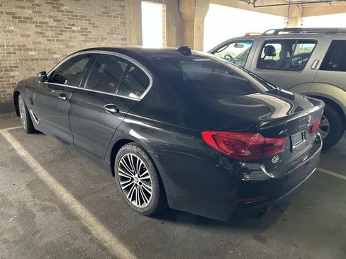 Used 2018 BMW 530i xDrive AWD/4WD image 2