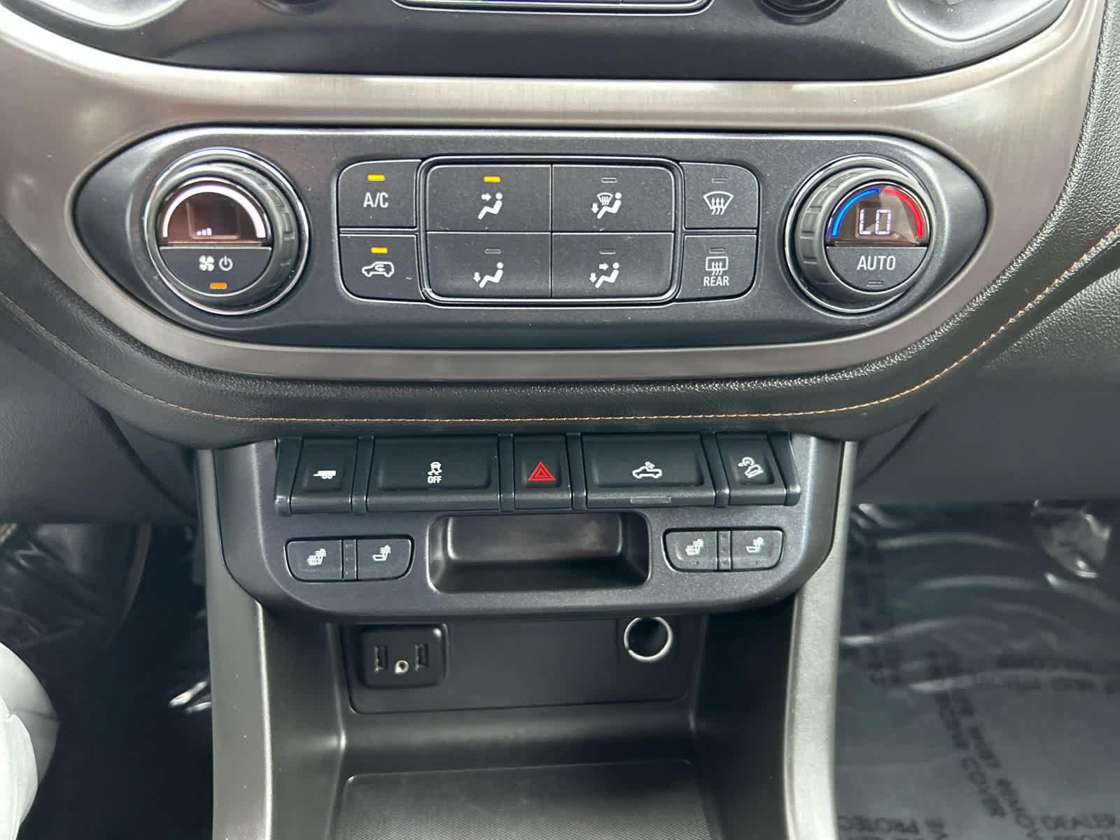 Used 2021 GMC Canyon AT4 AWD/4WD image 17