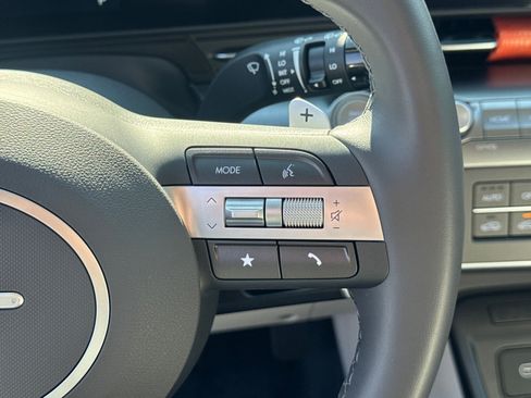 Certified 2025 Hyundai Kona SEL image 26