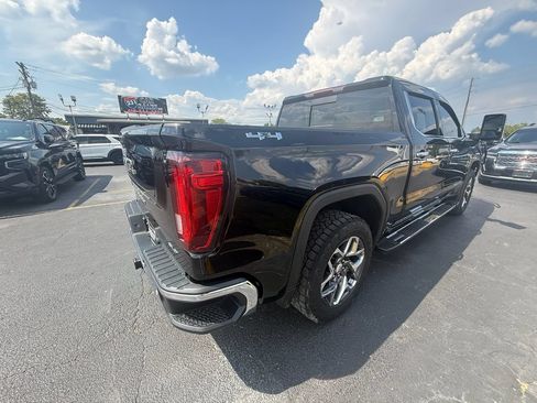 Used 2026 GMC Sierra 1500 SLT w/ SLT Premium Plus Package AWD/4WD image 3