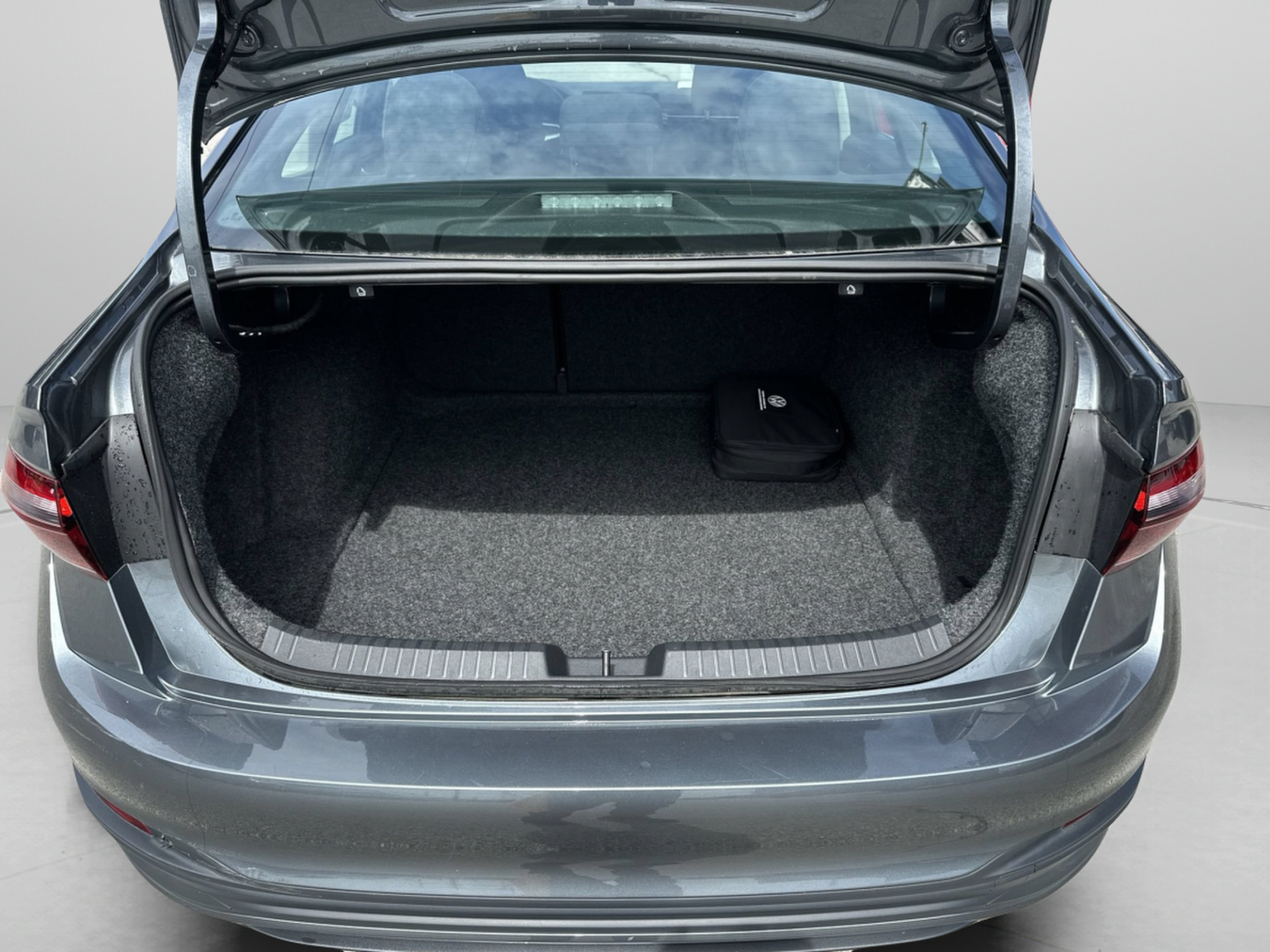 Used 2025 Volkswagen Jetta S FWD image 18