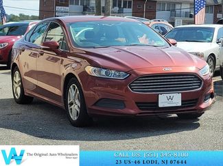 Used 2014 Ford Fusion SE image 1