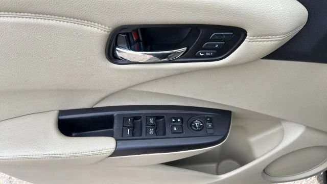 Used 2018 Acura RDX w/ Technology Package AWD/4WD image 18