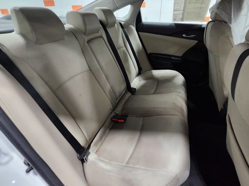 Used 2016 Honda Civic EX-T image 19