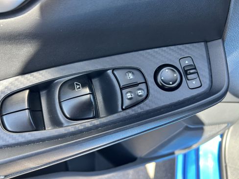 Used 2024 Nissan Sentra SV FWD image 28