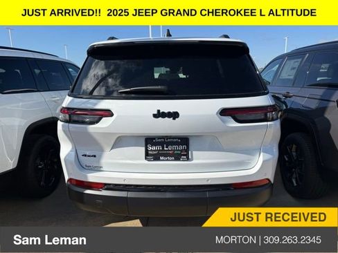 New 2025 Jeep Grand Cherokee L Altitude image 11