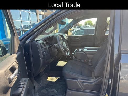Used 2021 Chevrolet Silverado 1500 Custom Trail Boss w/ Safety Confidence Package AWD/4WD image 7