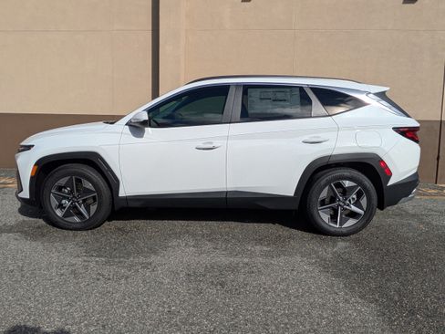 New 2026 Hyundai Tucson SEL image 9