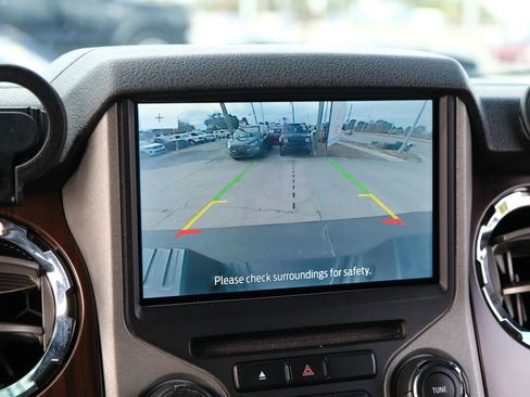 Used 2015 Ford F350 Lariat w/ Lariat Interior Package image 40