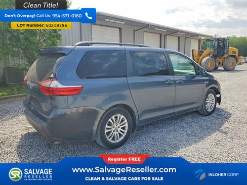Used 2016 Toyota Sienna XLE FWD image 4