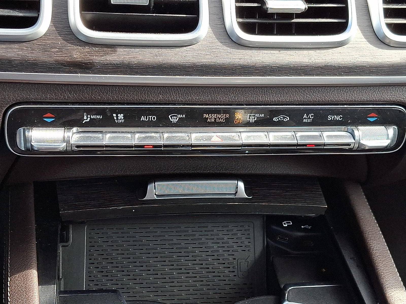 Used 2020 Mercedes-Benz GLE 350 4MATIC image 17