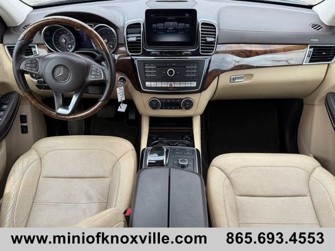 Used 2018 Mercedes-Benz GLS 550 4MATIC image 17