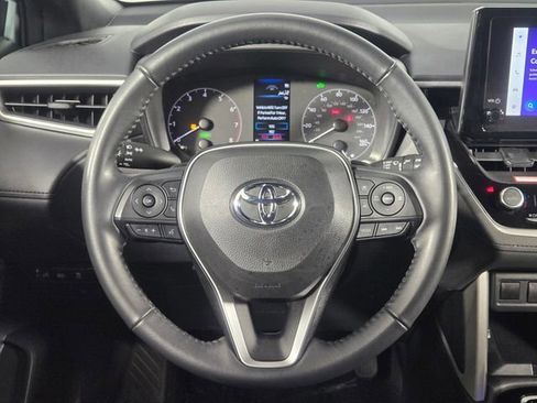 Used 2024 Toyota Corolla Cross SE image 21