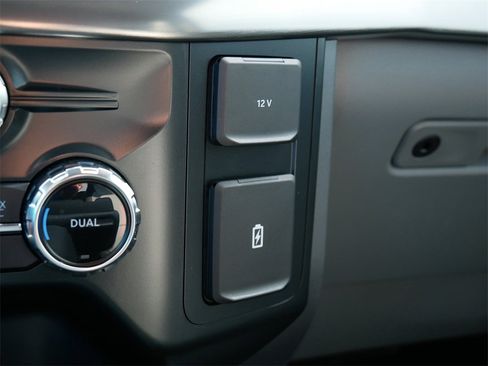 Certified 2022 Ford F150 Lariat w/ Trailer Tow Package image 22