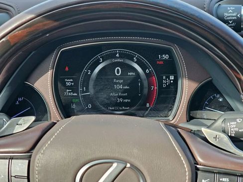 Used 2019 Lexus LS 500 500 Base image 32