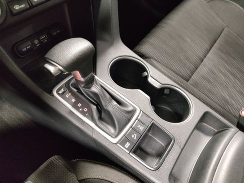 Used 2019 Kia Sportage LX image 26