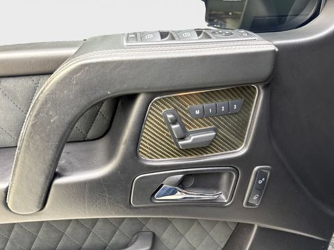Used 2017 Mercedes-Benz G 550 Squared image 32