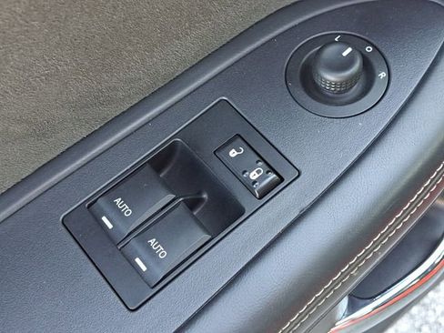 Used 2010 Dodge Challenger SRT8 image 15