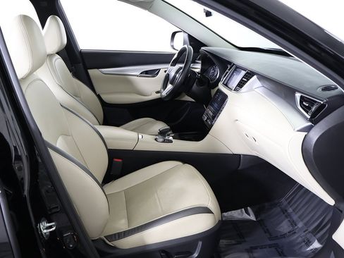 Used 2022 INFINITI QX50 Essential image 33