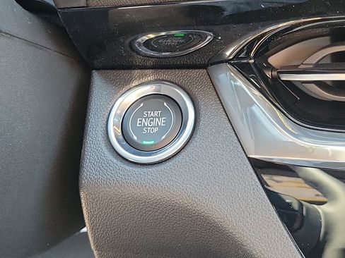 New 2026 Buick Envista Sport Touring FWD image 26