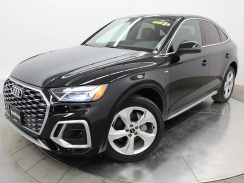 Used 2023 Audi Q5 2.0T Premium Plus w/ Premium Plus Package AWD/4WD image 3