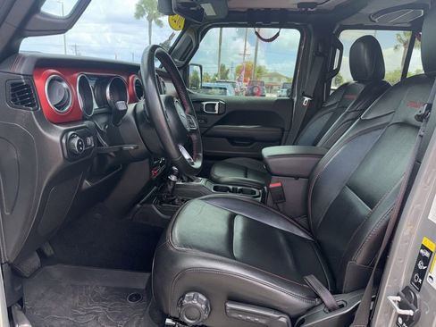 Used 2023 Jeep Gladiator Rubicon w/ LED Lighting Group image 9