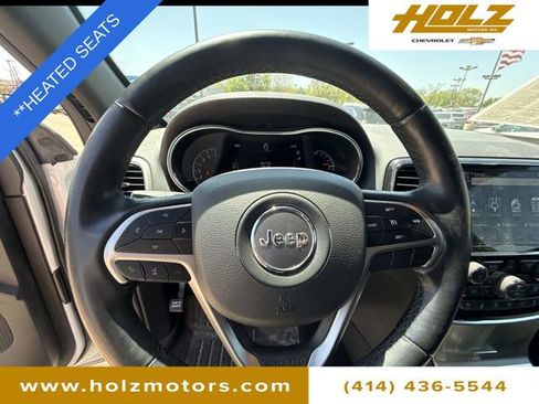 Used 2022 Jeep Grand Cherokee Laredo X AWD/4WD image 12